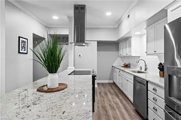 376 Meadows Circle, Winston-Salem, NC 27104