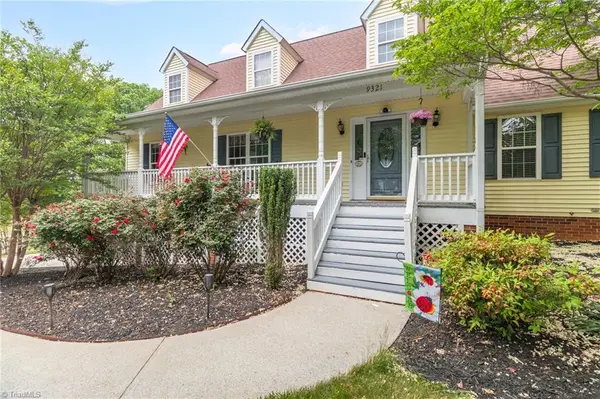 9321 Deer Path Lane, Kernersville, NC 27284