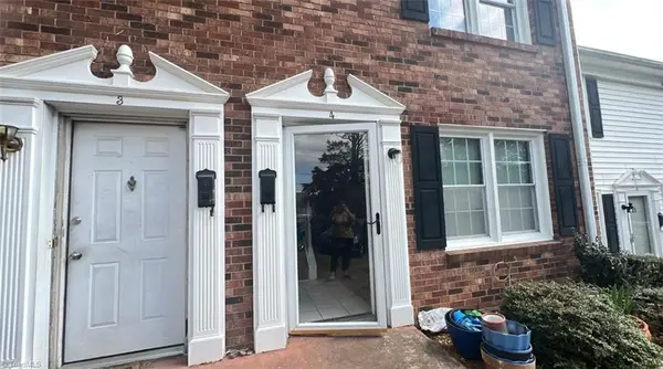 311 Salisbury Street #4, Kernersville, NC 27284