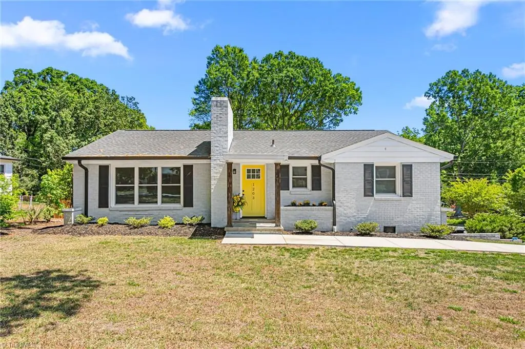 1203 Briarcliff Road, Burlington, NC 27215 - #1