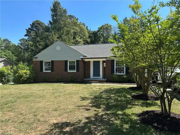 108 Flintfield Drive, Winston-Salem, NC 27103