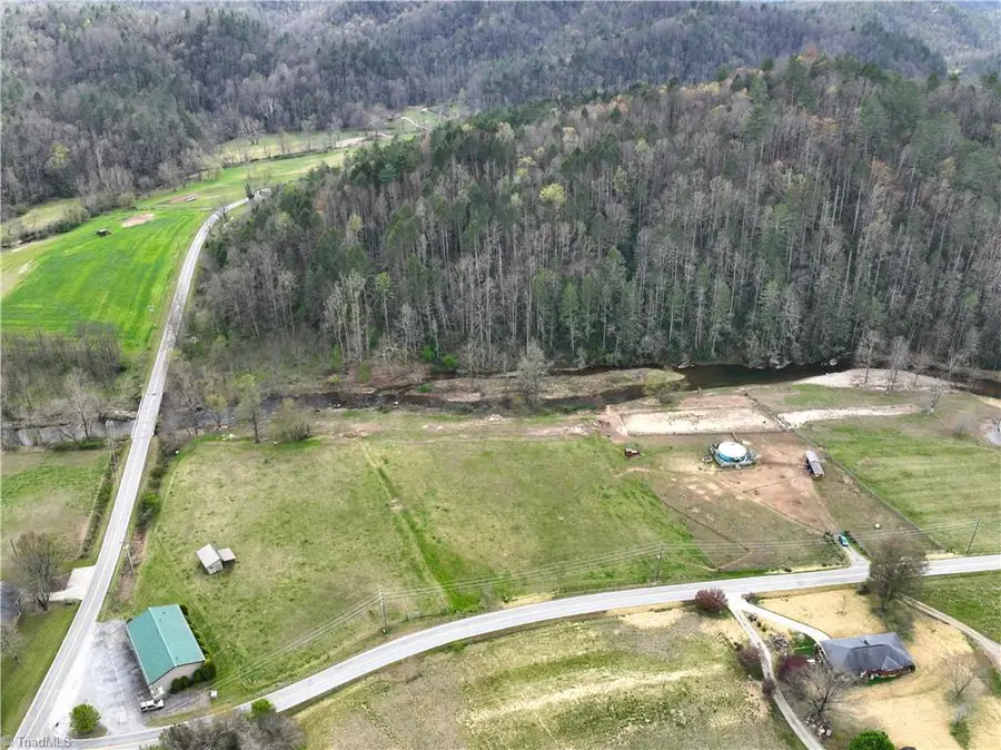 000 Triplett Road, Ferguson, NC 28624 - #3