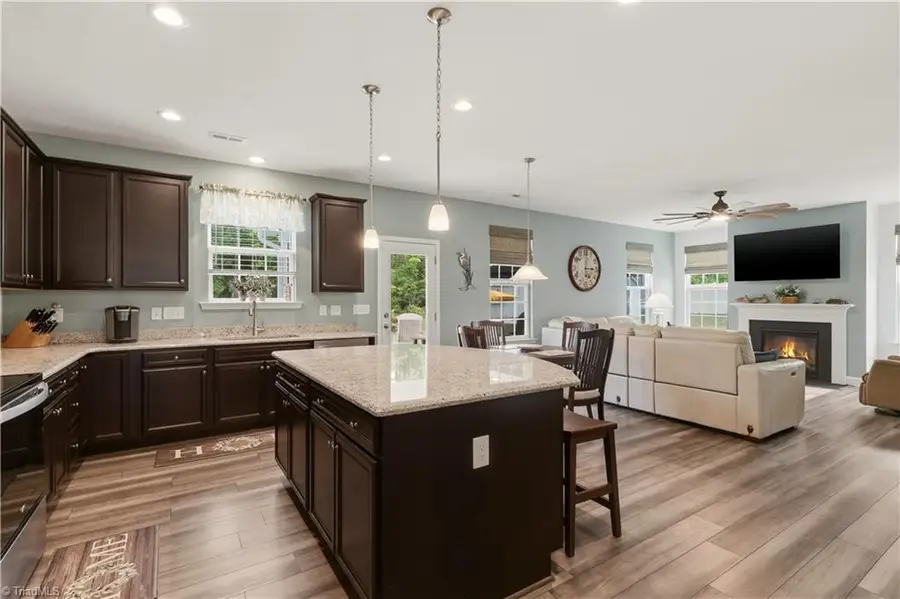 633 Mahogany Drive, Thomasville, NC 27360 - #3