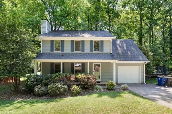 1424 Brookwood Drive, Winston-Salem, NC 27106