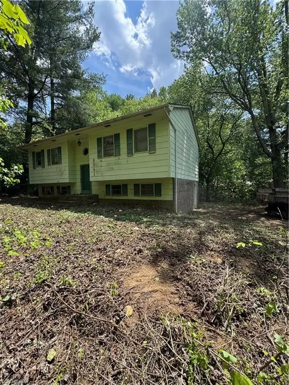 5041 Wind Spring Drive, Middle Fork I, NC 27105 - #2