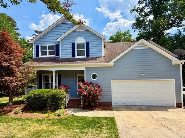 1508 Groveland Trail, Greensboro, NC 27407