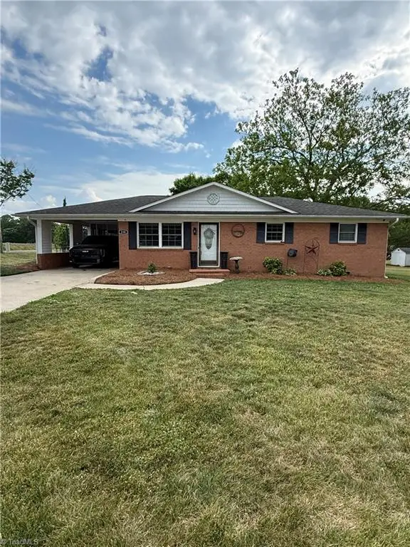 230 Hill Lane, Lexington, NC 27295