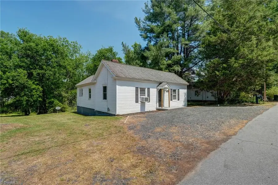 1409 Ridge Avenue, Eden, NC 27288 - #3