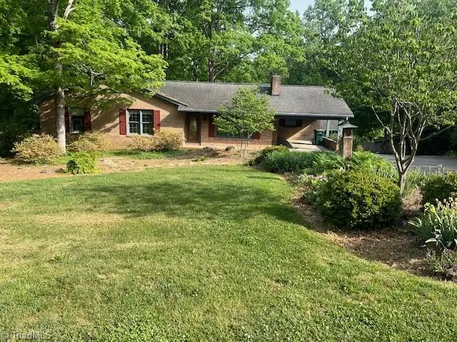 2 Echoview Circle, Lexington, NC 27292 - #2