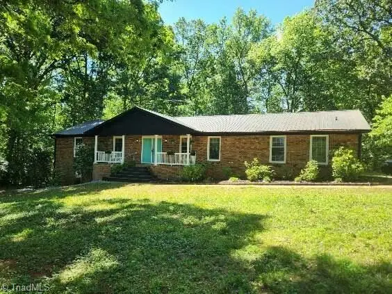 681 Foxcroft Drive, Lexington, NC 27292