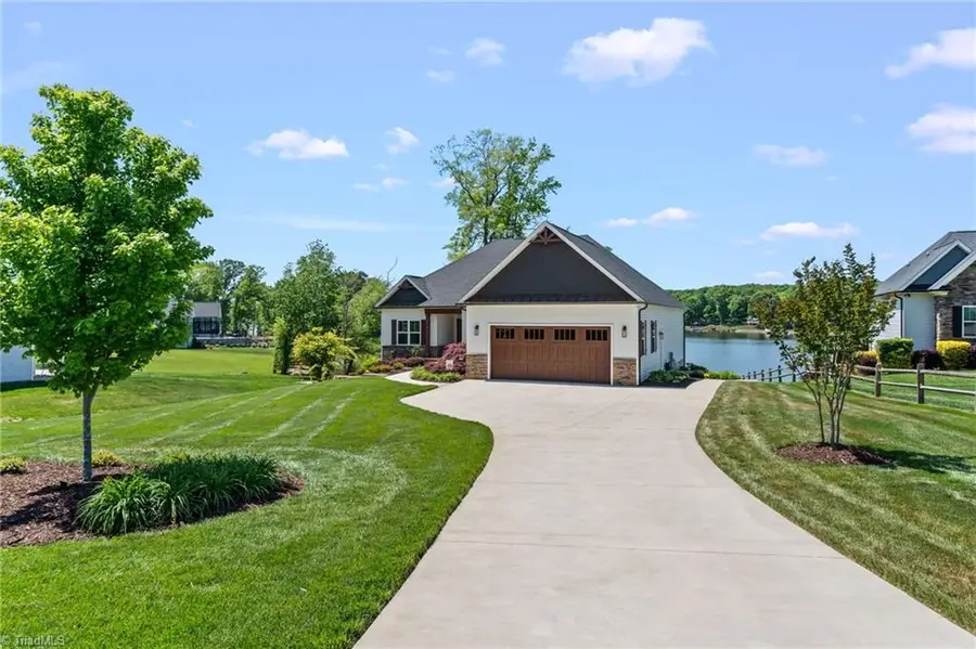 383 Rolling Road, Lexington, NC 27292 - #3