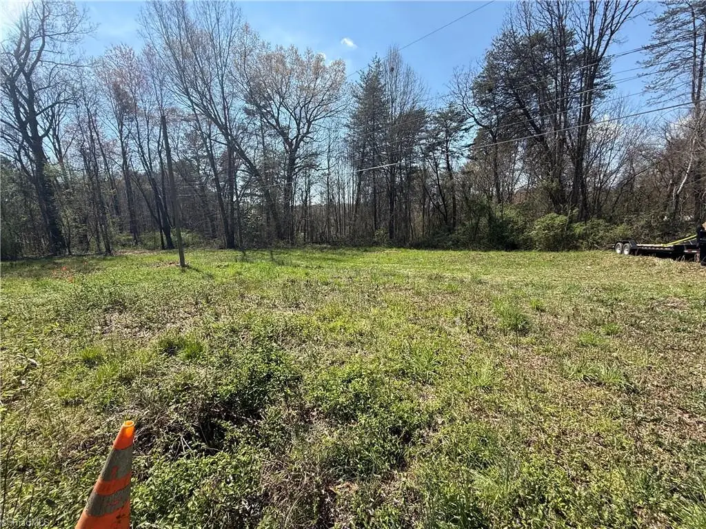 3004&5, 3008&9 & 3013 Rent Road, Yadkinville, NC 27055 - #1