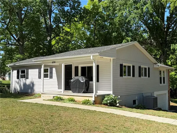 6530 Settle Wood Lane, Tobaccoville, NC 27050