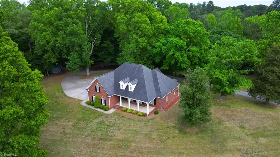 144 Pine Ridge Road, Lexington, NC 27295 - #3