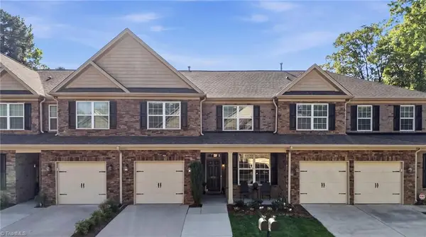 6211 Stonewick Drive, Jamestown, NC 27282