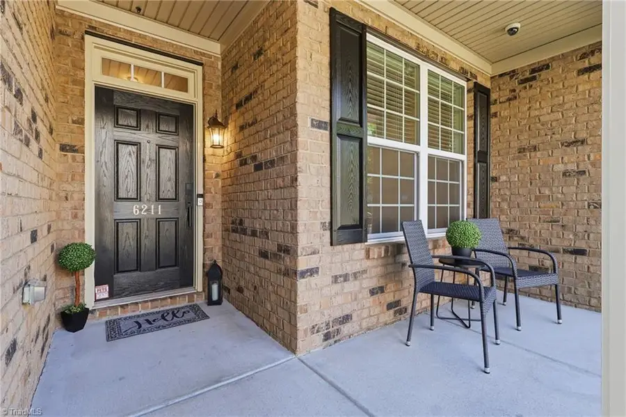 6211 Stonewick Drive, Jamestown, NC 27282 - #2