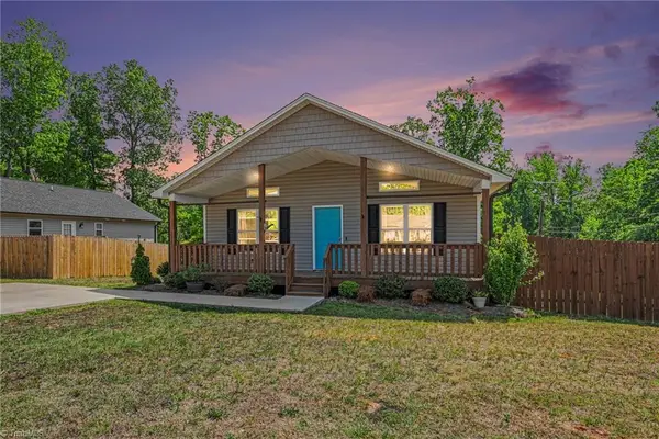 211 Bethlehem Avenue, Thomasville, NC 27360