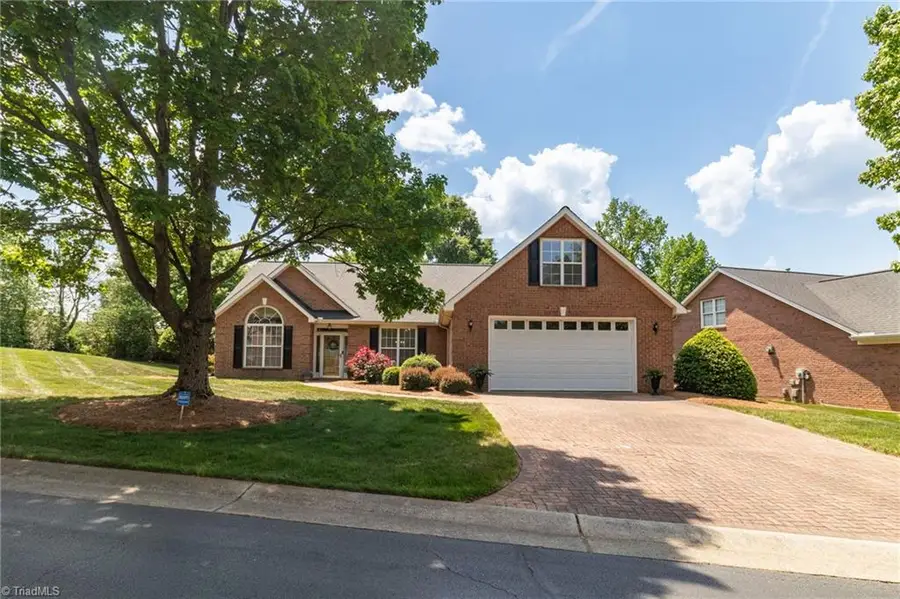 4752 Barrington Place Court, Jamestown, NC 27282 - #2