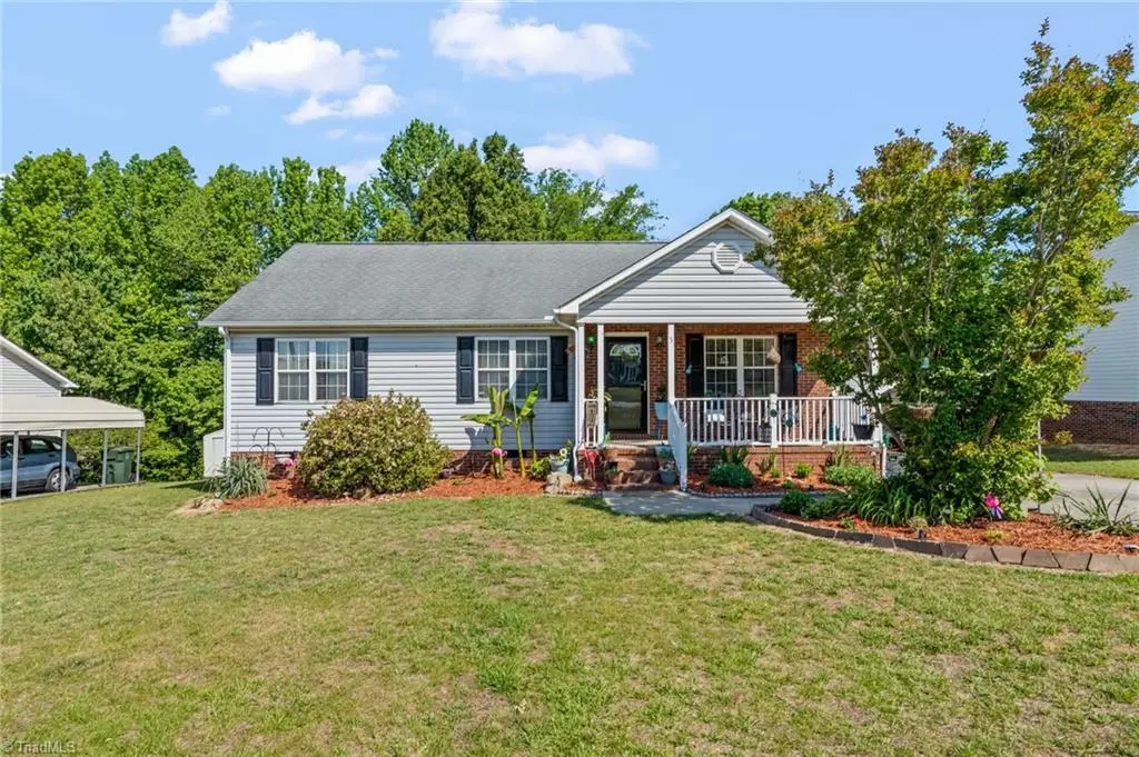 5 Hamilton Court, Thomasville, NC 27360 - #1