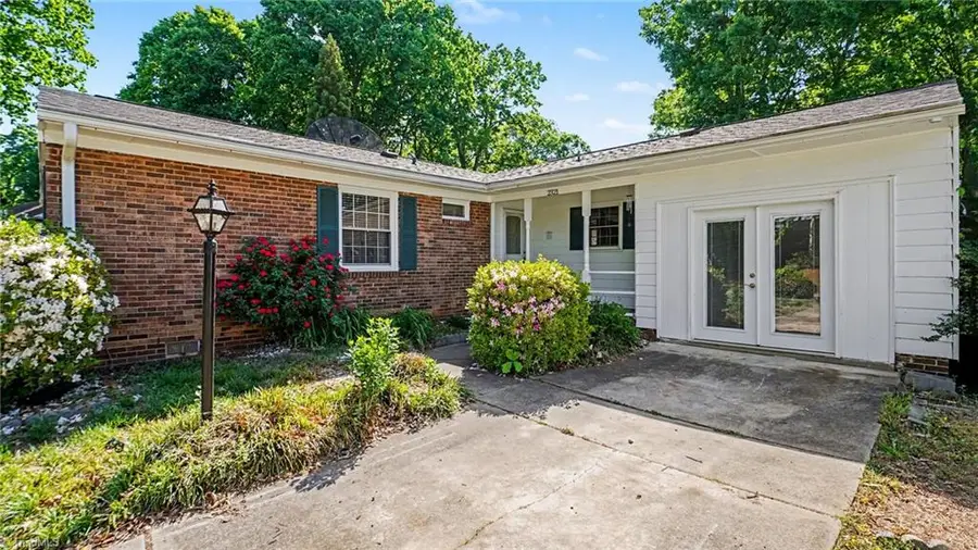 2321 Killarney Drive, Greensboro, NC 27406 - #3
