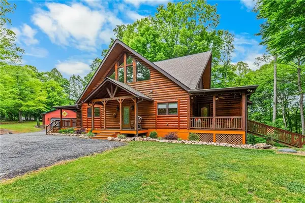 1160 River Bluff Trail, Tobaccoville, NC 27050