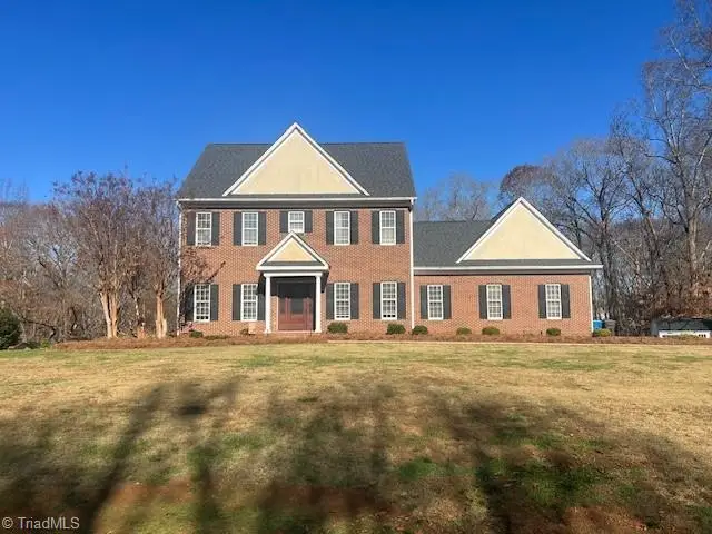 129 Walnut Avenue, Yadkinville, NC 27055 - #1