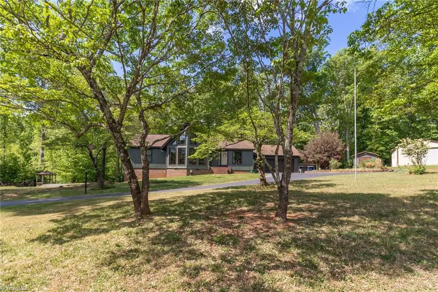 1210 Bunny Trail, Winston Salem, NC 27105 - #2