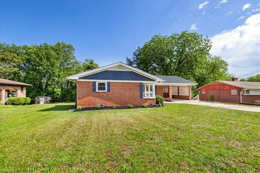912 Hilltop Boulevard, Reidsville, NC 27320 - #2