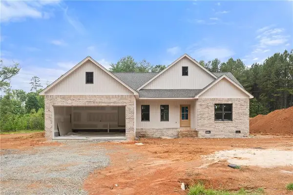 434 Potters Landing, Denton, NC 27239