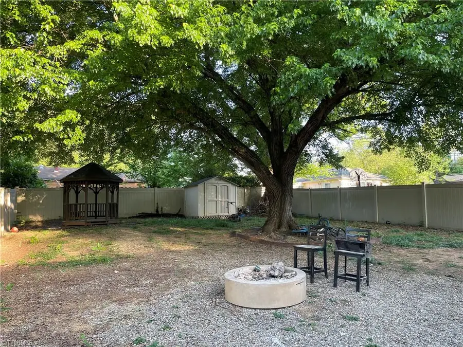 205 Spruce Street, Lexington, NC 27292 - #2