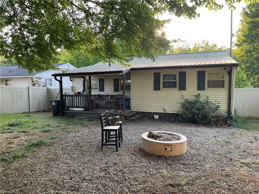 205 Spruce Street, Lexington, NC 27292 - #3