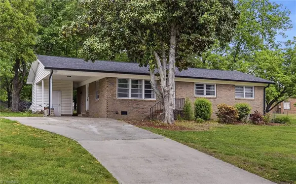 104 Jacklyn Court, High Point, NC 27265
