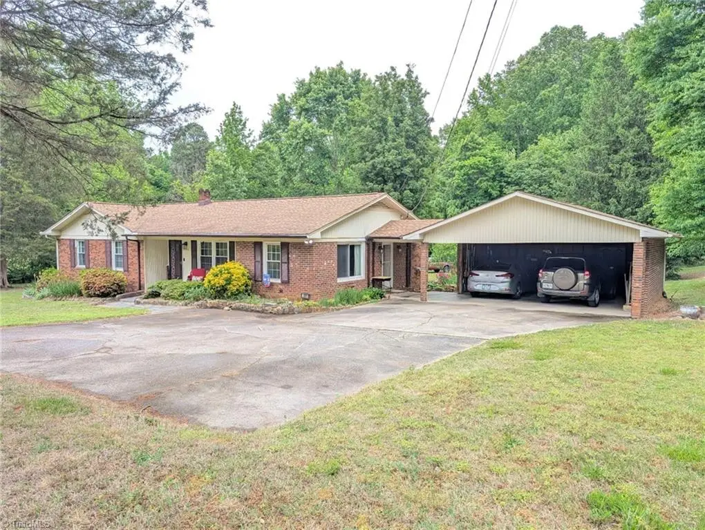 4909 Colonial Circle, Trinity, NC 27370 - #1