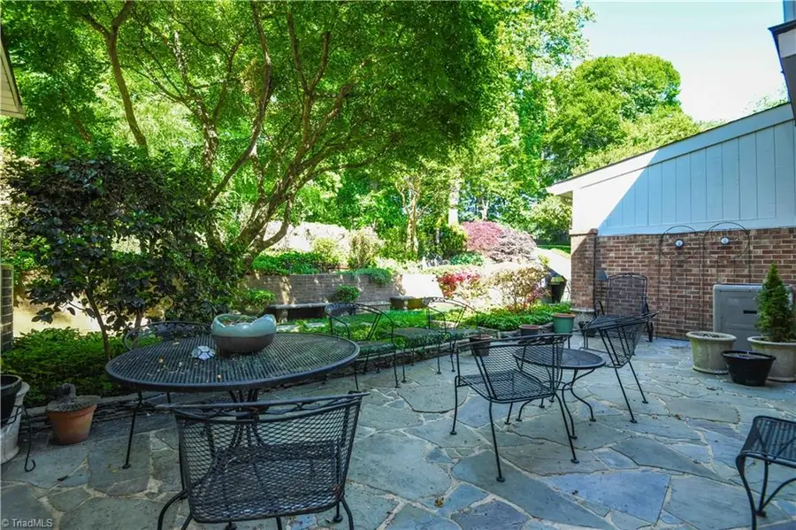 1 Fountain Manor Drive #B, Greensboro, NC 27405 - #3