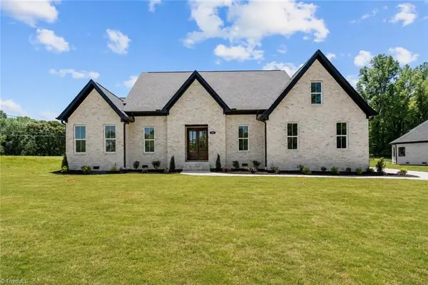 101 Maxmillian Drive, Greensboro, NC 27406
