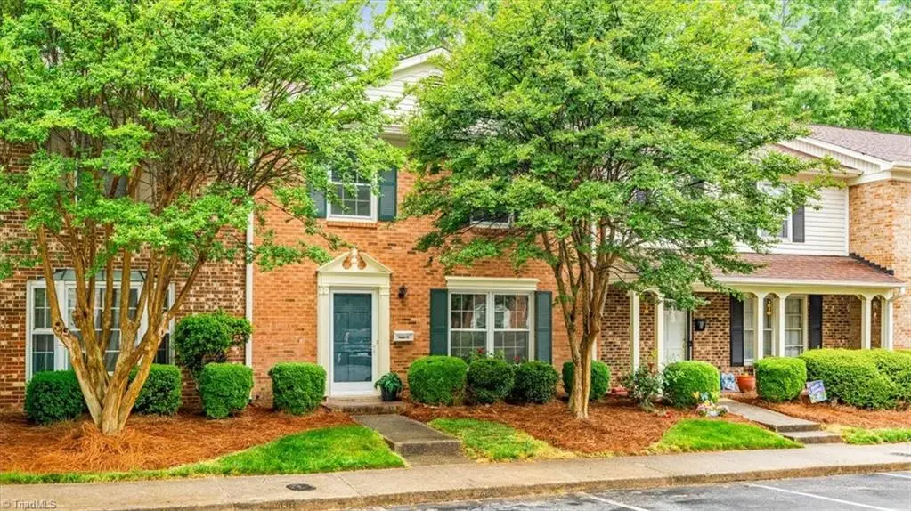 3212 Regents Park Lane #C, Greensboro, NC 27455 - #1