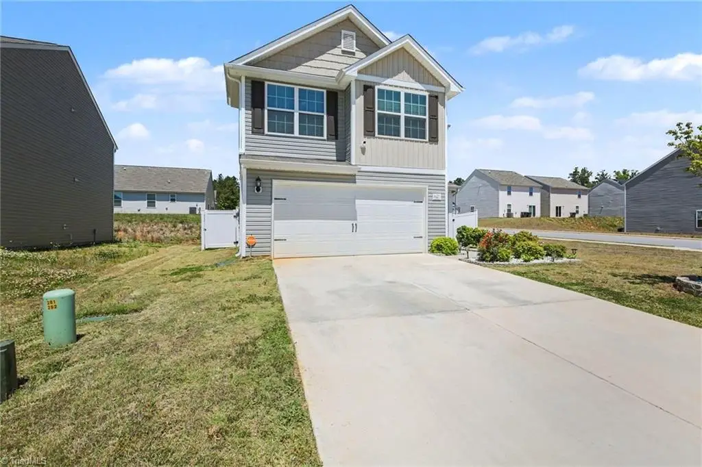 4621 Glencraig Avenue, Greensboro, NC 27405 - #1