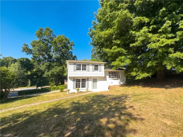 801 Daleview Court, Greensboro, NC 27406