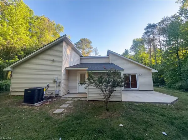 8101 Eastridge Road, Oak Ridge, NC 27310