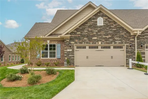 1048 Beechcraft Drive, Mebane, NC 27302