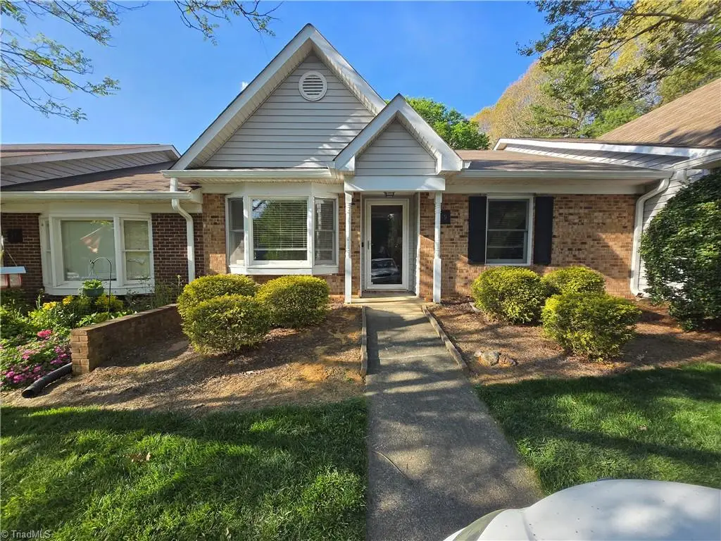15 Collwood Court, Greensboro, NC 27409 - #1