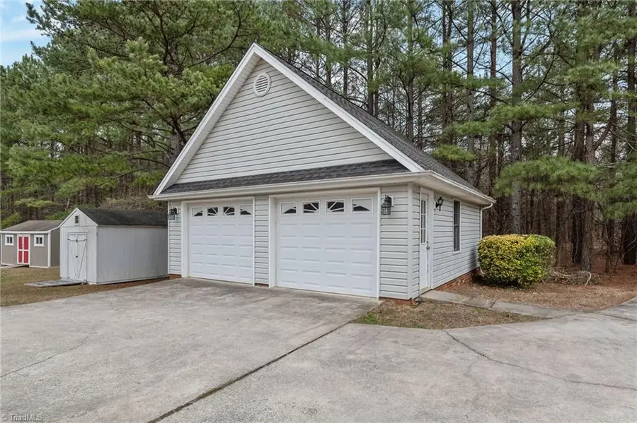 2766 Briaroak Drive, Climax, NC 27233 - #3