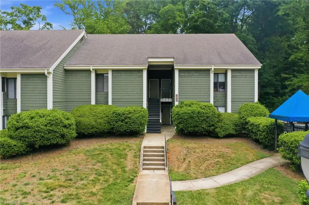 1514 Benjamin Parkway #A, Greensboro, NC 27408 - #1