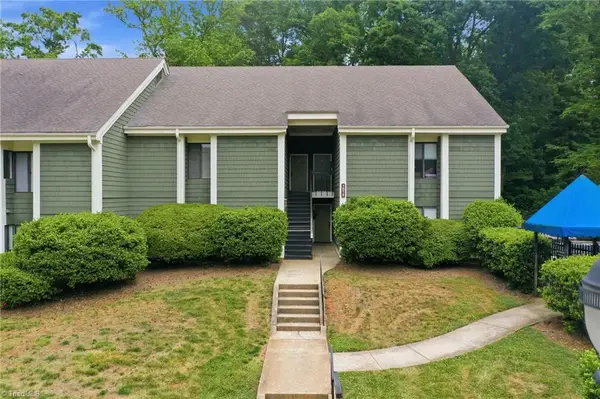 1514 Benjamin Parkway #A, Greensboro, NC 27408