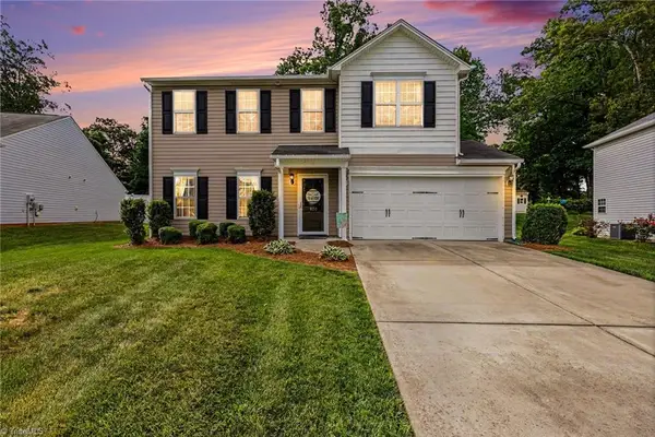 830 Leach Avenue, Thomasville, NC 27360