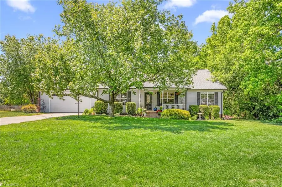 8303 Dorwood Drive, Browns Summit, NC 27214 - #2