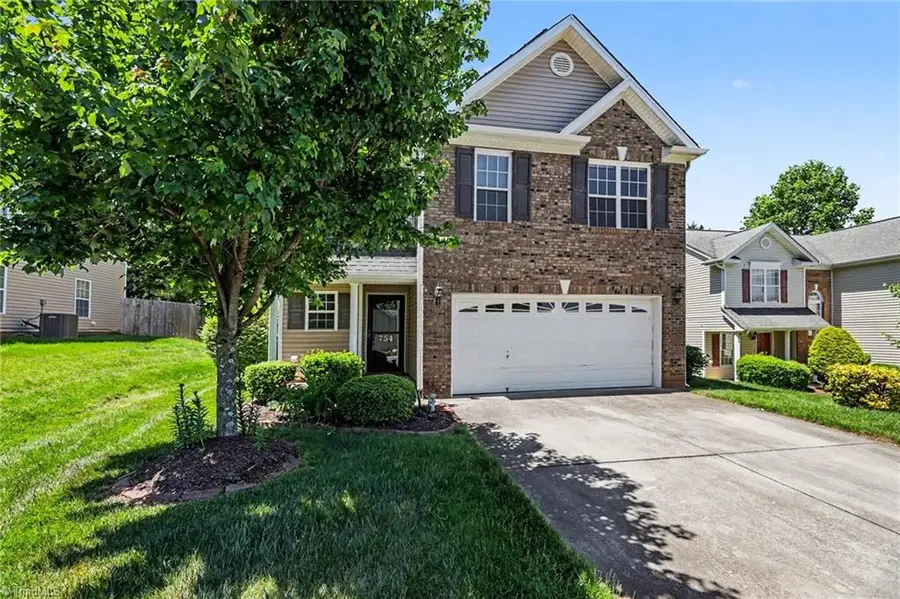754 Peachtree Meadows Circle, Kernersville, NC 27284 - #2