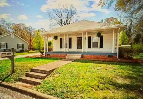 307 Rockspring Road, High Point, NC 27262