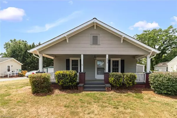 609 Dobson Street, Kernersville, NC 27284