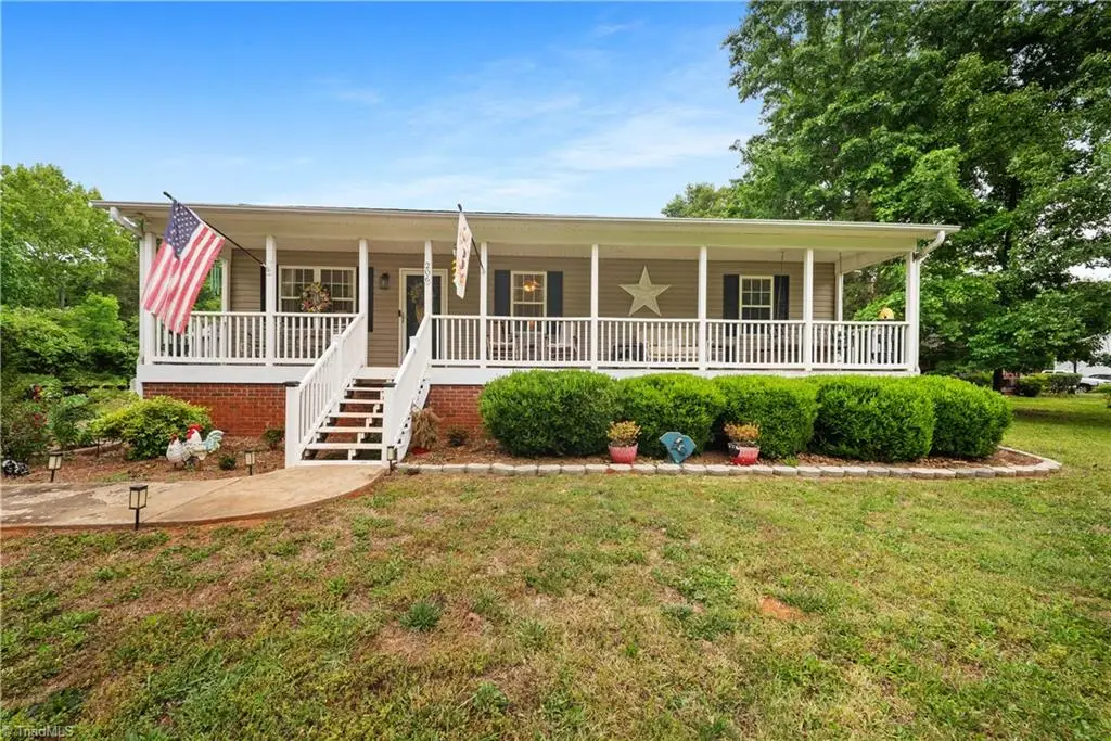 206 Old Camp Road, Denton, NC 27239 - #1